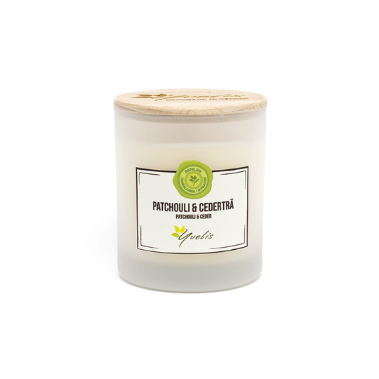 Yvelis Miljövänligt Doftljus Patchouli & Cederträ Mellan (ca. 180 g)